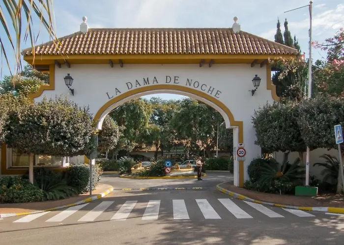 Апартаменти Puerto Banus Paradise 4 Dama De Noche