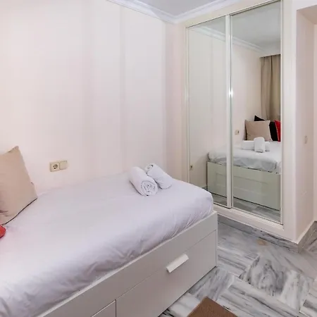 Puerto Banus Paradise 4 Dama De Noche *