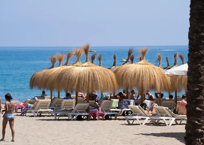 Апартаменти Puerto Banus Paradise 4 Dama De Noche *